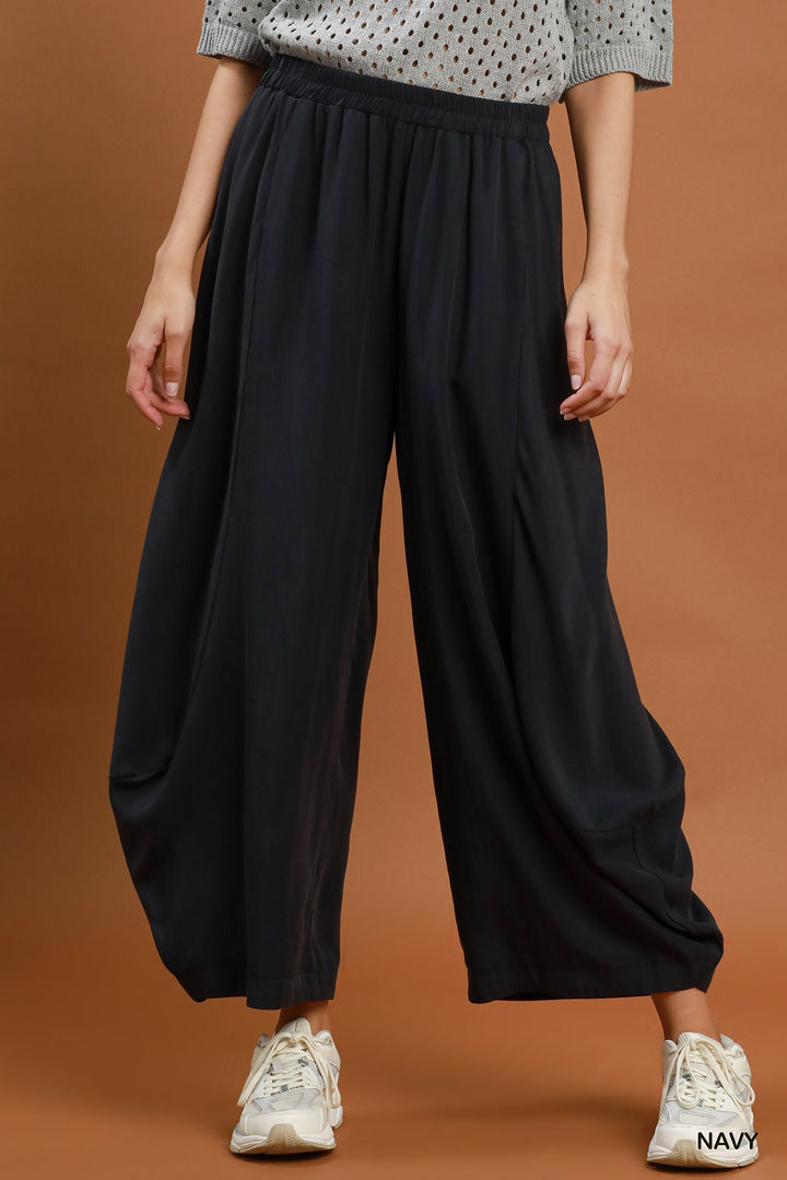 Solid Barrel Wide Leg Pants